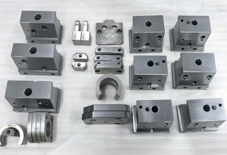 CNC 加工零件